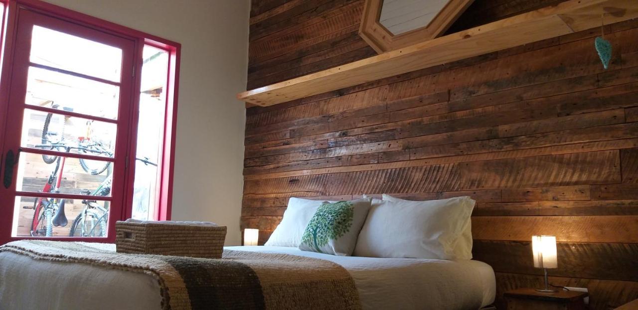 Treehouse Patagonia Pansiyon Puerto Natales Dış mekan fotoğraf
